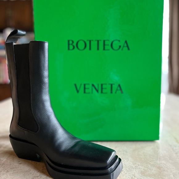 NEW BOTTEGA VENETA BOOTS CHELSEA BLACK LEATHER SZ- 38. 100% Authentic - Picture 11 of 11
